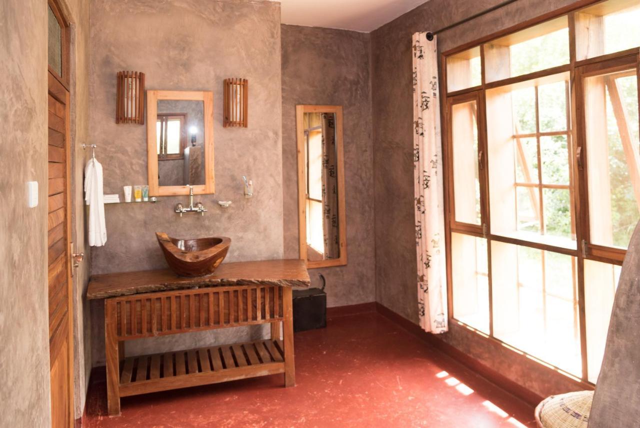 Twiga Safari Lodge Paraa Kültér fotó